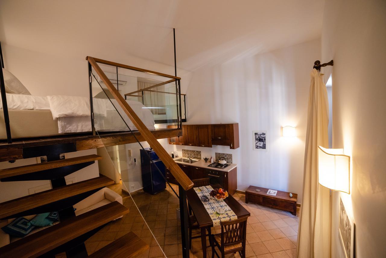 Vilagos Apartments & Loft Taormina Buitenkant foto
